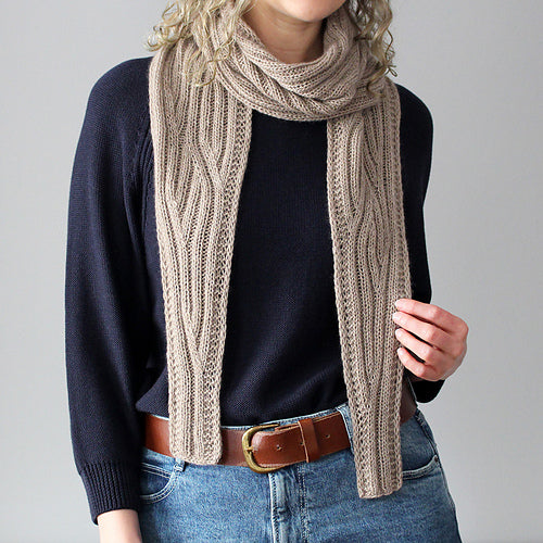 CORAL REEL SCARF