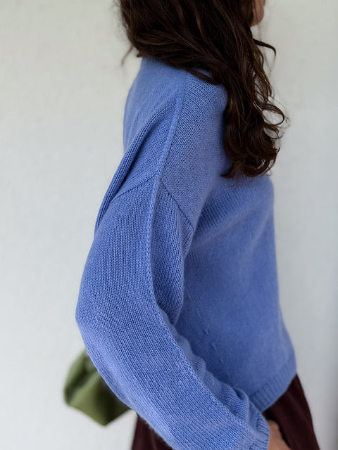 VERY BASIC SWEATER