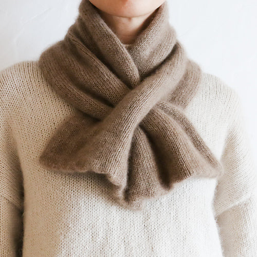 DOUBLE CABLE SCARF