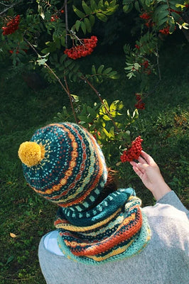 AUTUMN TALES HAT + COWL
