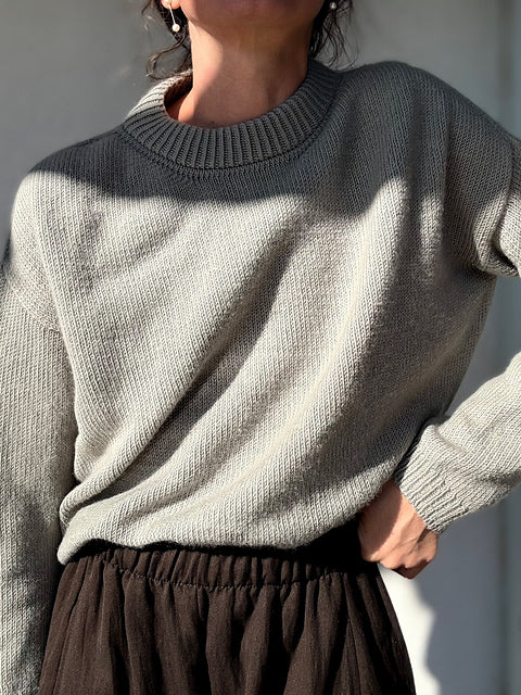 VERY BASIC SWEATER