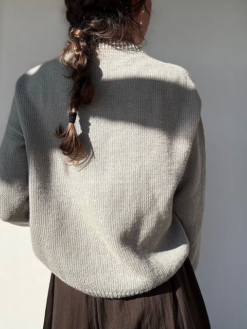 VERY BASIC SWEATER