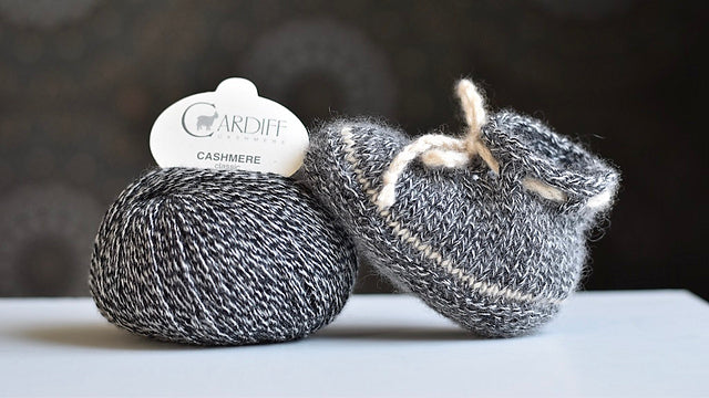 CASHMERE BABY BOOTS