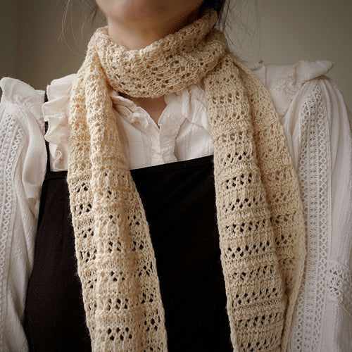 LISA SCARF